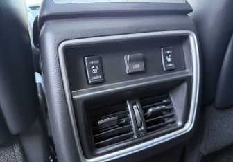Подержанный автомобиль Nissan Murano Suv 2021 года (14 фото)