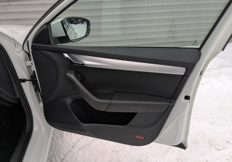 Подержанный автомобиль Skoda Octavia Liftback 2018 года (23 фото)