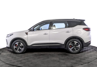 Подержанный автомобиль Chery Tiggo 7 Pro Max 2023 года (8 фото)