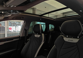 Подержанный автомобиль Geely Atlas 2024 года (12 фото)