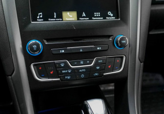 Подержанный автомобиль Ford Mondeo Wagon 2018 года (18 фото)