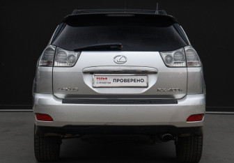 Подержанный автомобиль Lexus RX 2005 года (6 фото)