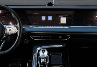 Подержанный автомобиль Voyah Free 2023 года (12 фото)