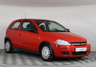 Подержанный автомобиль Opel Corsa 2006 года (3 фото)