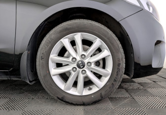 Подержанный автомобиль Kia Cerato Sedan 2018 года (18 фото)
