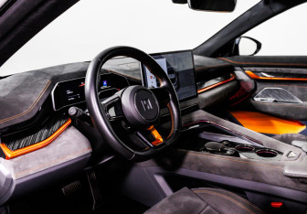 Подержанный автомобиль Zeekr 001 2023 года (12 фото)