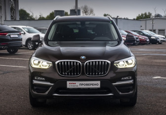 Подержанный автомобиль BMW X3 2017 года (2 фото)