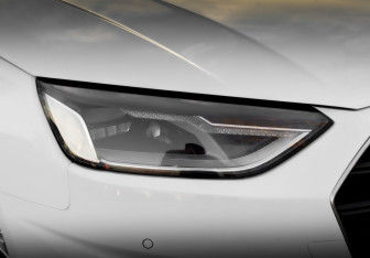 Подержанный автомобиль Audi A4 Sedan 2021 года (16 фото)