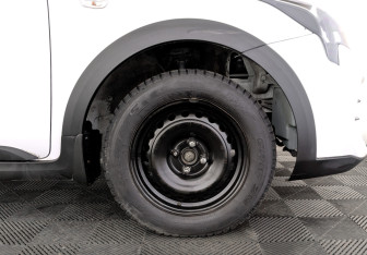 Подержанный автомобиль Kia Rio Hatchback 2021 года (18 фото)