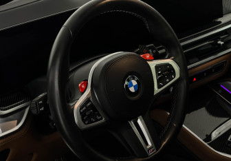 Подержанный автомобиль BMW X5 M 2024 года (23 фото)