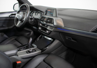 Подержанный автомобиль BMW X3 2018 года (9 фото)