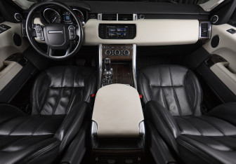 Подержанный автомобиль Land Rover Range Rover Sport 2016 года (22 фото)