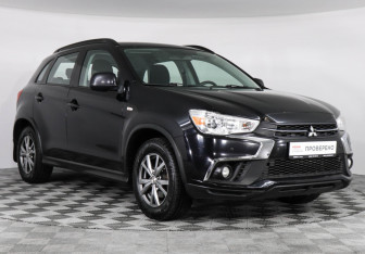 Подержанный автомобиль Mitsubishi ASX 2018 года (3 фото)