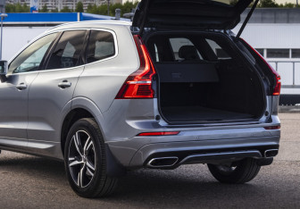 Подержанный автомобиль Volvo XC60 2018 года (24 фото)