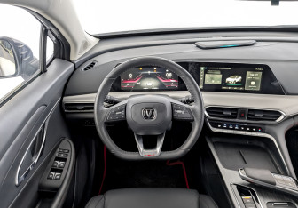 Подержанный автомобиль Changan UNI-T 2023 года (22 фото)