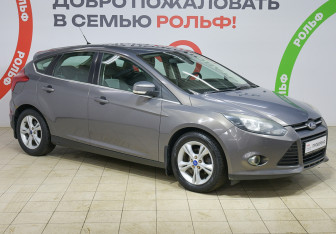 Подержанный автомобиль Ford Focus Hatchback 2013 года (3 фото)