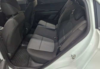 Подержанный автомобиль Hyundai Creta 2019 года (13 фото)