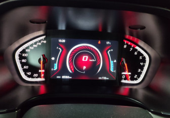 Подержанный автомобиль Changan CS75 2020 года (16 фото)