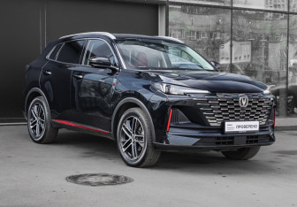 Подержанный автомобиль Changan CS55PLUS 2023 года (3 фото)