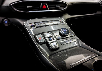 Подержанный автомобиль Hyundai Santa Fe 2023 года (26 фото)