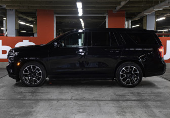 Подержанный автомобиль Chevrolet Tahoe 2024 года (8 фото)