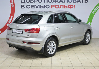 Подержанный автомобиль Audi Q3 2015 года (5 фото)