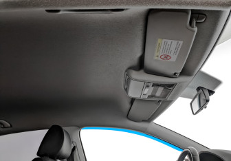 Подержанный автомобиль Volkswagen Polo Sedan 2012 года (22 фото)