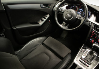 Подержанный автомобиль Audi A4 Sedan 2013 года (18 фото)