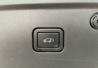 Подержанный автомобиль Changan UNI-K 2024 года (22 фото)