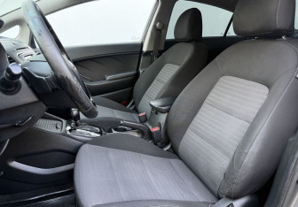 Подержанный автомобиль Kia Cerato Sedan 2018 года (10 фото)