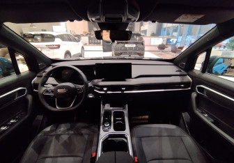 Новый Geely Okavango 2025 (10 фото)