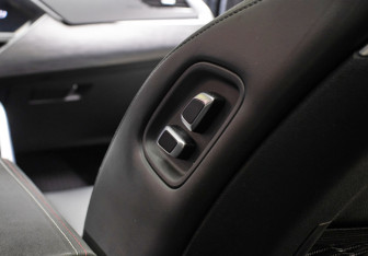 Подержанный автомобиль Geely Tugella 2023 года (19 фото)