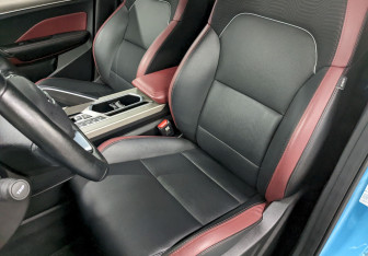 Подержанный автомобиль Geely Coolray 2023 года (14 фото)