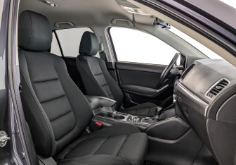 Подержанный автомобиль Mazda CX-5 2015 года (24 фото)