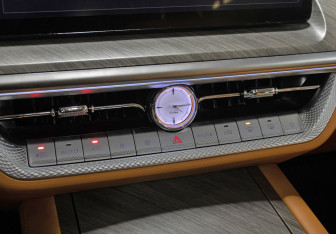 Подержанный автомобиль Tank 500 2023 года (22 фото)