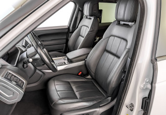 Подержанный автомобиль Land Rover Range Rover Sport 2021 года (21 фото)