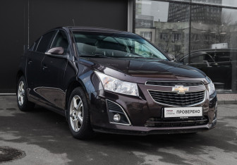 Подержанный автомобиль Chevrolet Cruze Sedan 2013 года (3 фото)