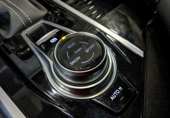 Подержанный автомобиль Changan CS95 2023 года (27 фото)