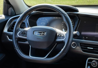 Подержанный автомобиль Geely Tugella 2020 года (14 фото)