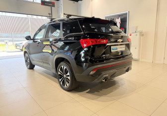 Подержанный автомобиль Chevrolet Captiva 2022 года (6 фото)