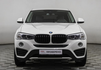 Подержанный автомобиль BMW X4 2016 года (2 фото)