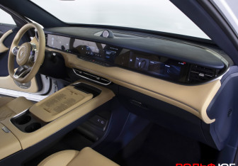 Подержанный автомобиль Voyah Free 2023 года (9 фото)