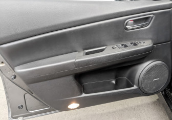 Подержанный автомобиль Mazda 6 Sedan 2011 года (19 фото)