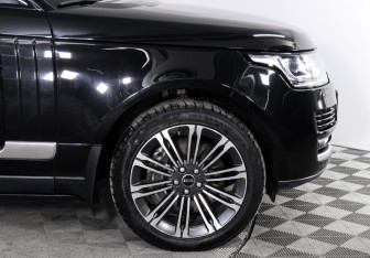 Подержанный автомобиль Land Rover Range Rover 2014 года (10 фото)