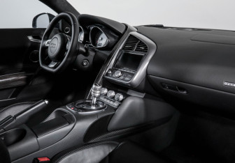 Подержанный автомобиль Audi R8 Coupe 2008 года (9 фото)