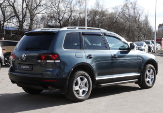 Подержанный автомобиль Volkswagen Touareg 2007 года (5 фото)