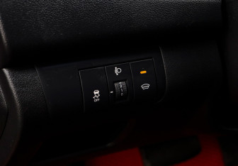 Подержанный автомобиль Kia Cerato Coupe 2011 года (15 фото)