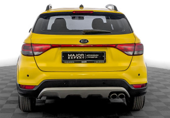 Подержанный автомобиль Kia Rio Hatchback 2020 года (6 фото)