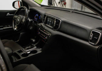 Подержанный автомобиль Kia Sportage 2018 года (21 фото)
