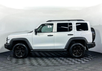 Подержанный автомобиль Tank 300 2023 года (8 фото)